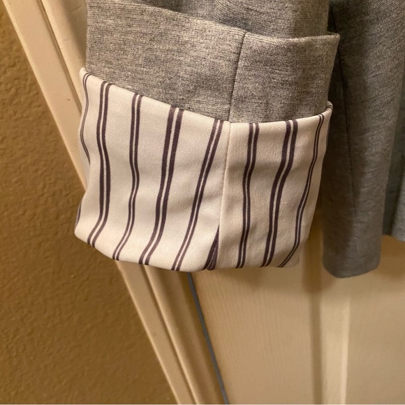 Adrianna Papell sweatshirt blazer size large, soft gray pinstripe lining NWOT - Picture 12 of 17